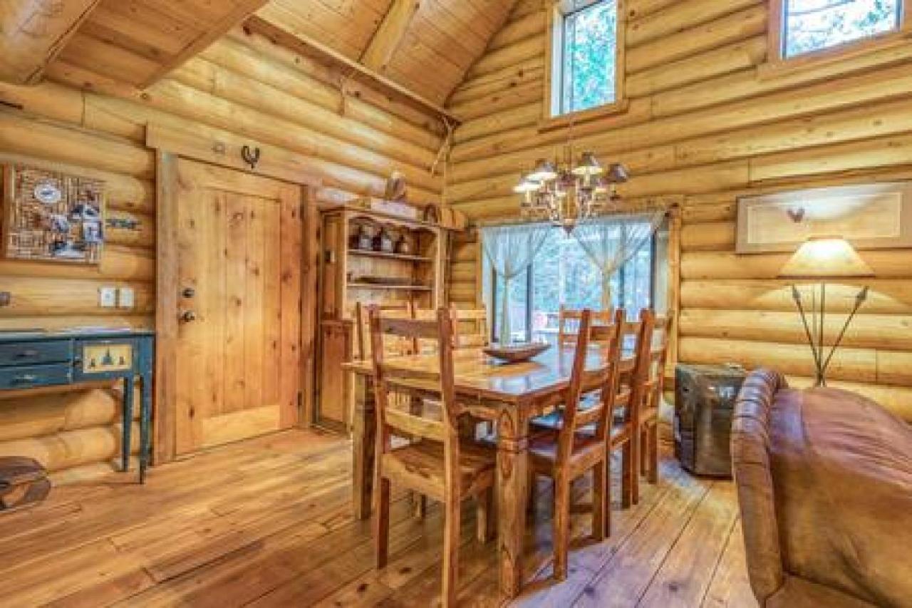 Eagles Nest - Natural Log Cabin With Guest House Idyllwild Kültér fotó