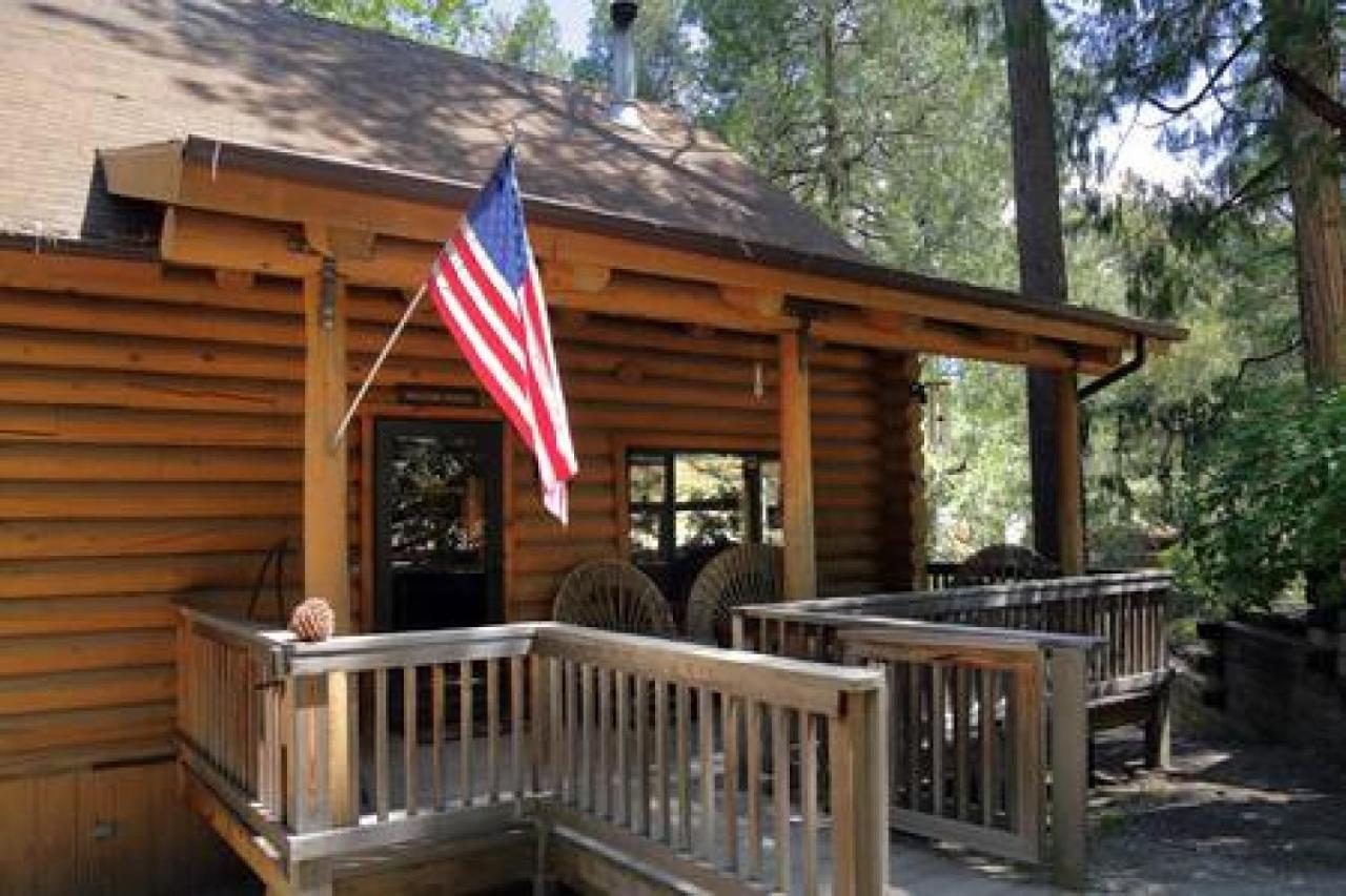 Eagles Nest - Natural Log Cabin With Guest House Idyllwild Kültér fotó