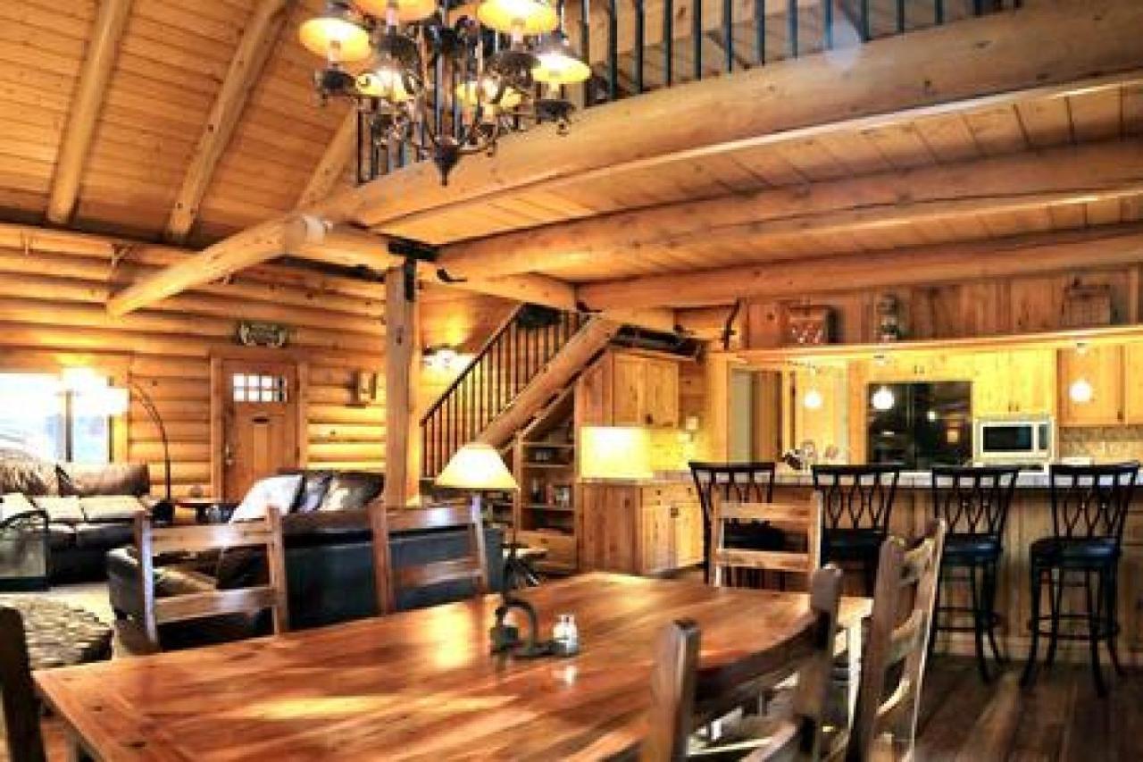 Eagles Nest - Natural Log Cabin With Guest House Idyllwild Kültér fotó